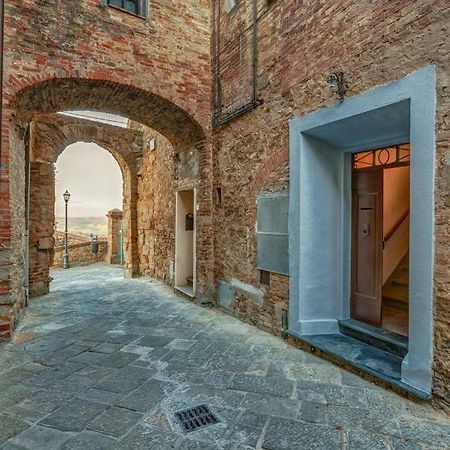 Casa Il Castello Apartment Гамбаси Терме Екстериор снимка