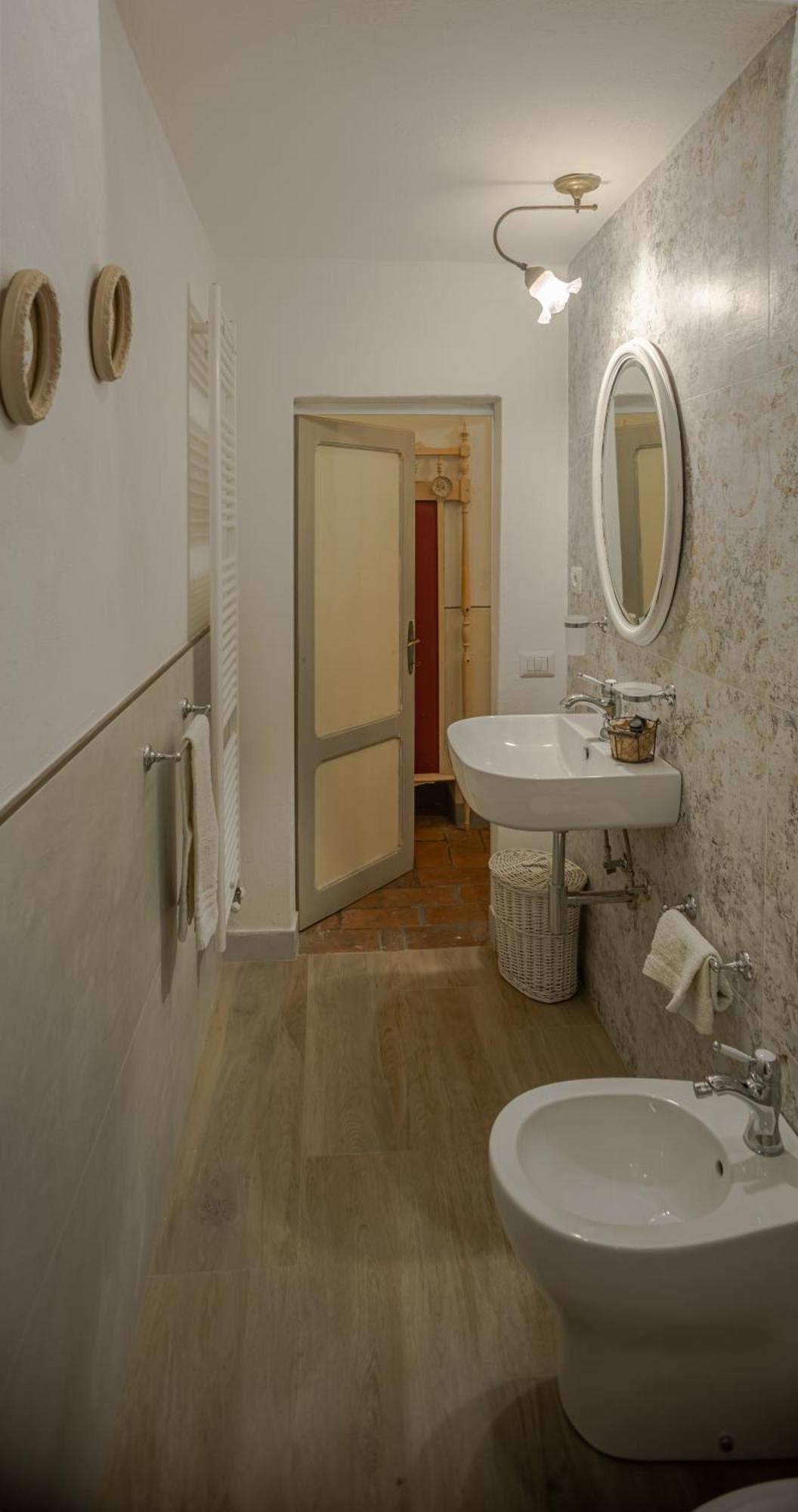Casa Il Castello Apartment Гамбаси Терме Екстериор снимка