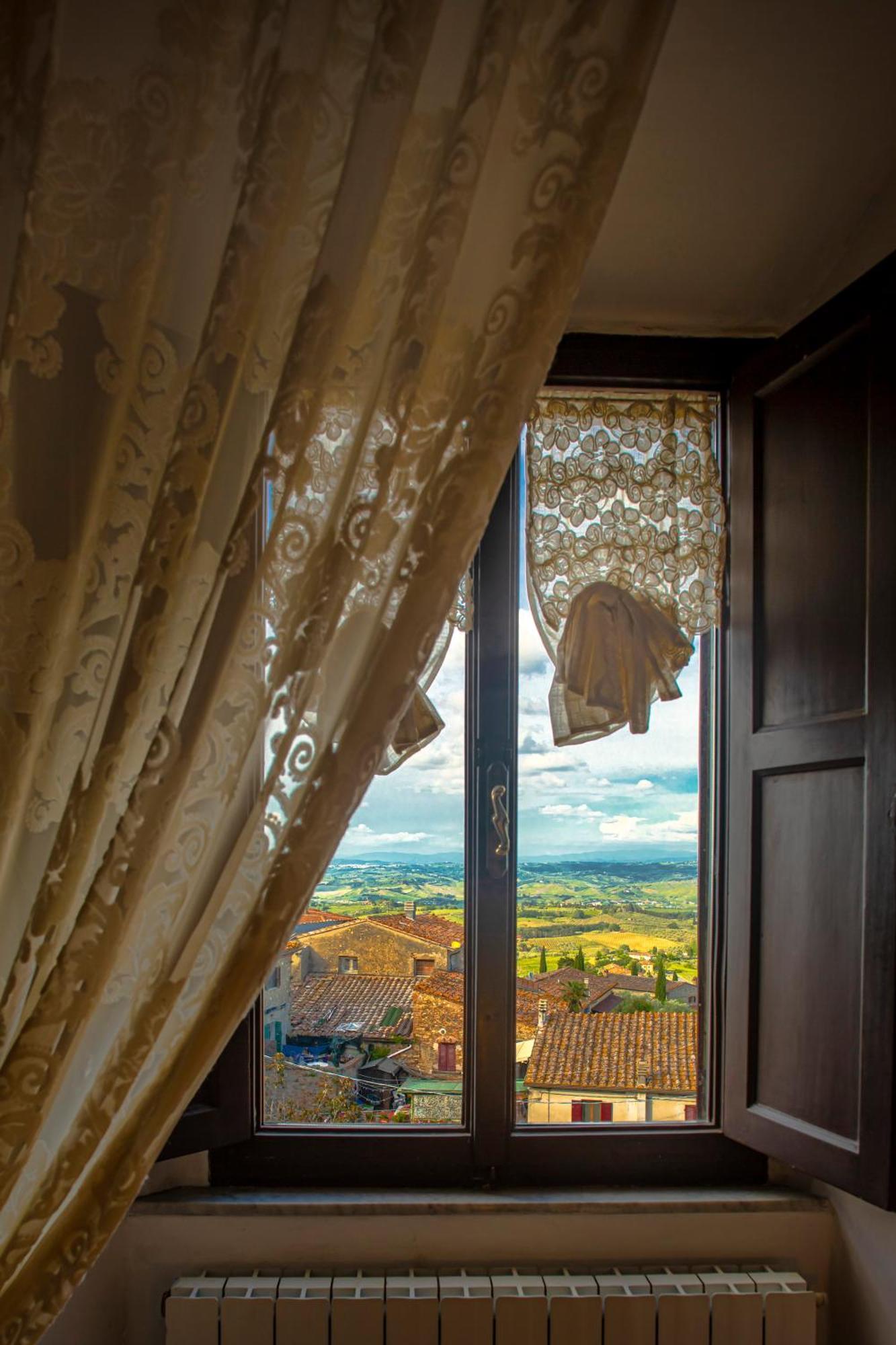 Casa Il Castello Apartment Гамбаси Терме Екстериор снимка