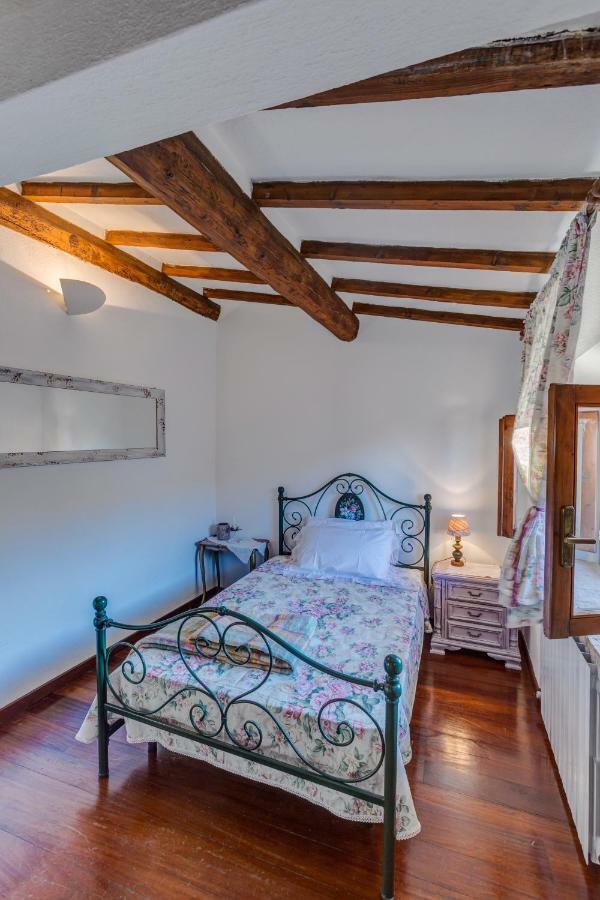 Casa Il Castello Apartment Гамбаси Терме Екстериор снимка