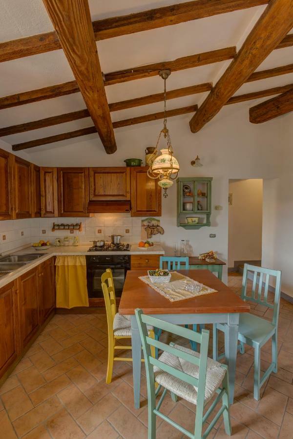 Casa Il Castello Apartment Гамбаси Терме Екстериор снимка