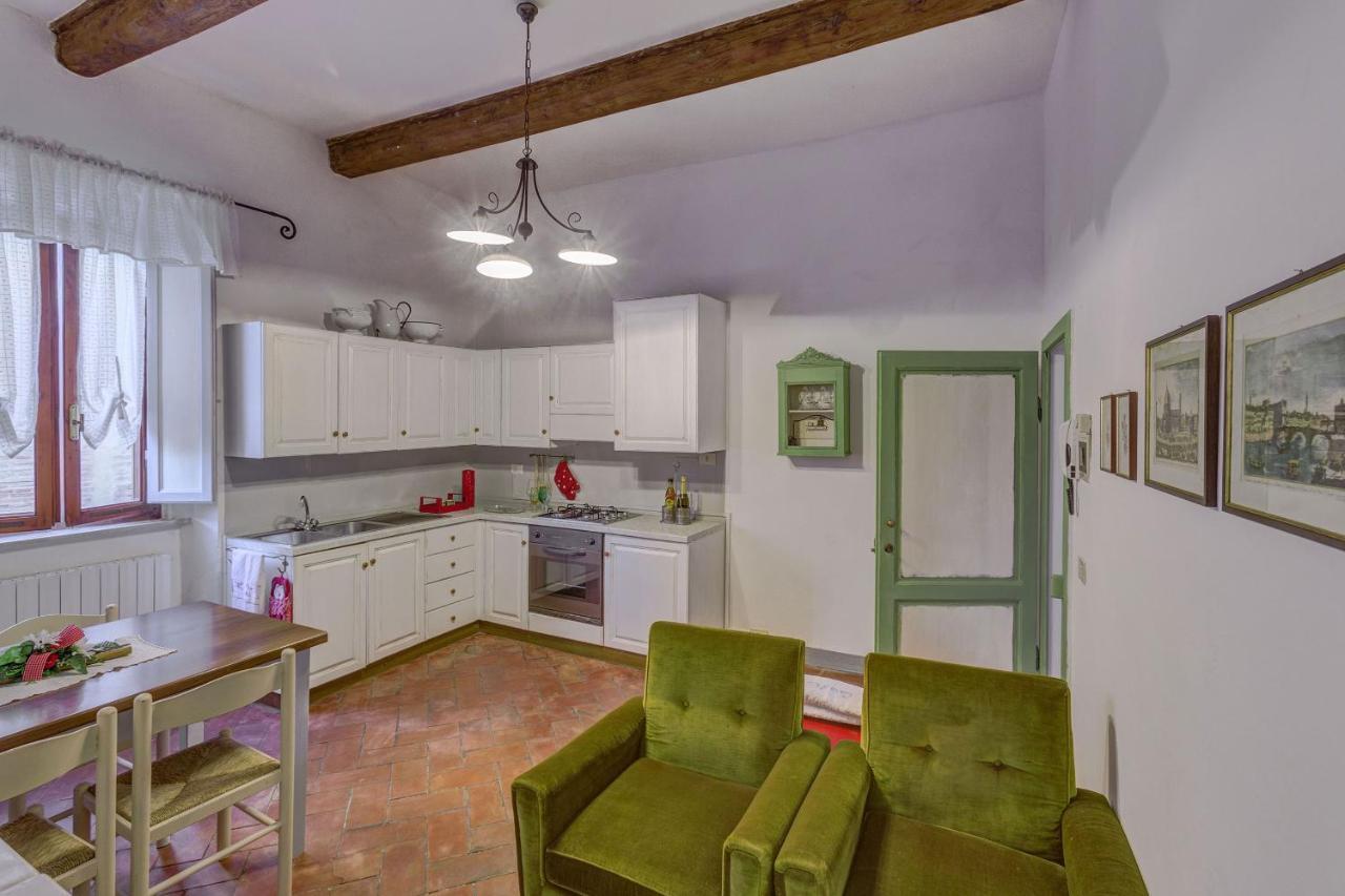 Casa Il Castello Apartment Гамбаси Терме Екстериор снимка